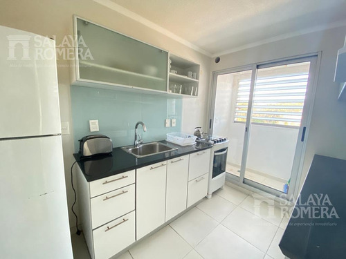Imagen 3 de 17 de Venta Departamento - 2 Dormitorios - Playa Brava- Gran Ubicación Ref: 3845878