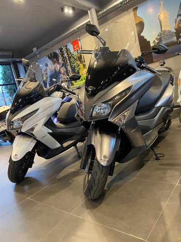 X-town 250 0km Scooter Kymco// Kawasaki Quilmes