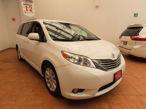 Imagen 5 de 11 de Toyota Sienna Xle Piel 2012 Blanca