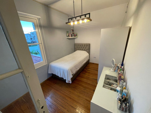 Divina!! Casa 4 Ambientes Con Local Al Frente En Inmejorable Zona