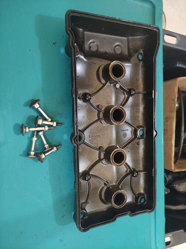 Tapa De Cabeza Triumph Speed Four 600 02-05 Tt600 01-03 (Usado)