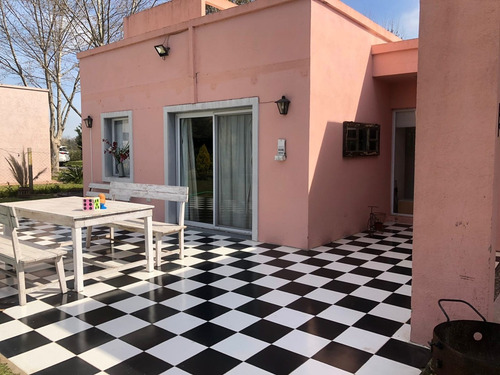Imagen 13 de 30 de Casa Chalet En Alq. Temporario Ubicado En Roble Joven, Pilar, G.b.a. Zona Norte