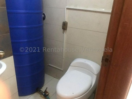 Imagen 6 de 7 de Apartamento En Venta En Santa Fe. Punto Fijo