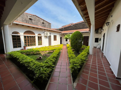 Imagen 9 de 11 de Casona En Venta En El Centro