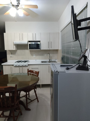 Renta Hermoso Loft  Incluye Servicios  Fracc Milenio Iii