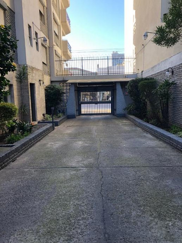 Imagen 3 de 14 de Departamento En Venta En Remedios De Escalada Oeste