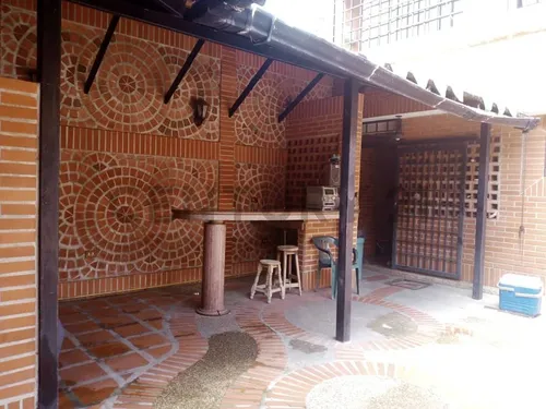Casa -quinta En El Paraiso