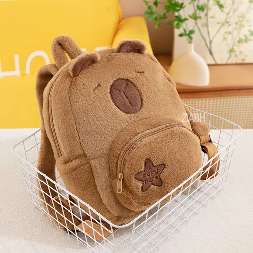 Mochila De Peluche De Capibara Color Marrón