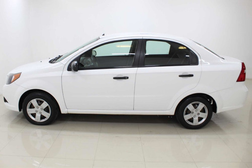 Imagen 6 de 10 de Chevrolet Aveo 1.6 Ls At Sedán 2016