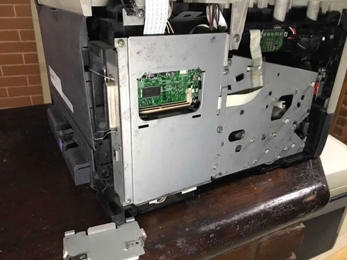 Impressora Laser Brother Mfc-8480dn Não Liga (vendo Peças)