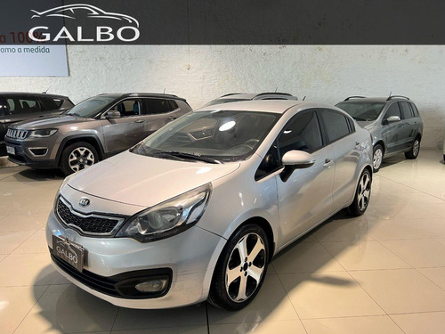 Kia Rio Ex Sedan 1.4, Retíralo En Cuotas De Unos $12.400