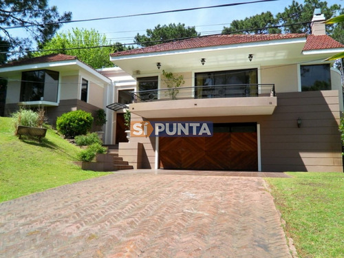 Imagen 1 de 14 de Casa Con Piscina Climatizada En Alquiler