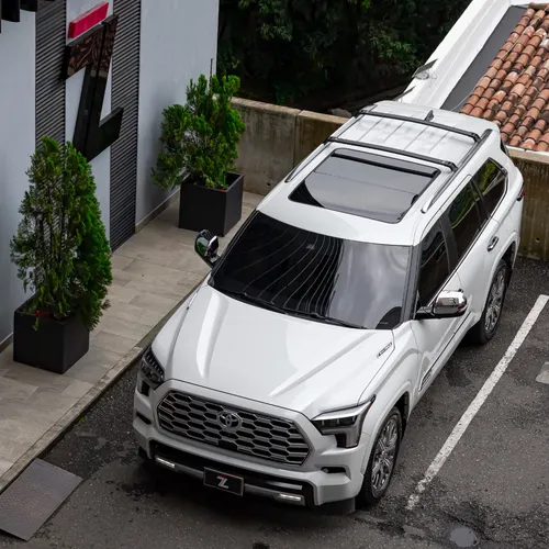 Toyota Sequoia Capstone 3.4 B2+ 2024