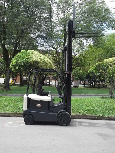 2010 Montacargas Eléctrico Crown Fc4525-60 (6000 Lbs)