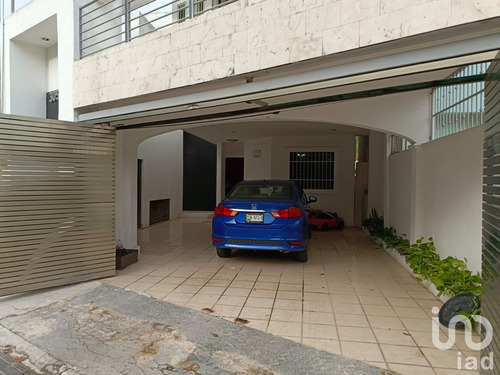 Venta Casa 3 Ambientes San Luis Chuburna