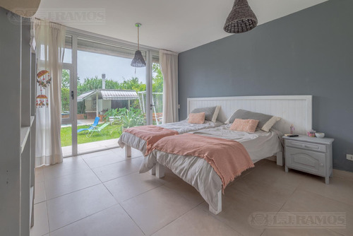 Casa En Venta En La Lucila-libertador/rio