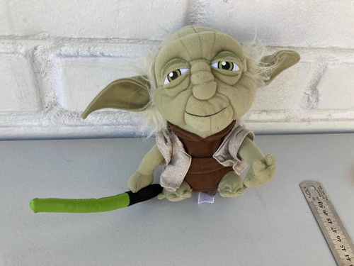 Peluche Maestro Yoda De Star Wars Original Usado