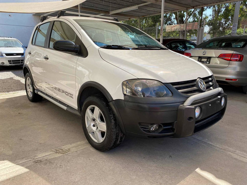 Imagen 6 de 14 de Volkswagen Crossfox 2009 1.6 Aa Cd Mp3 Ee Mt