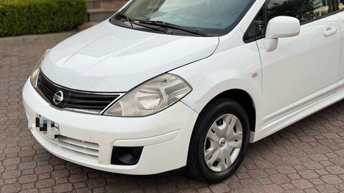 Nissan Tiida 1.8 Visia