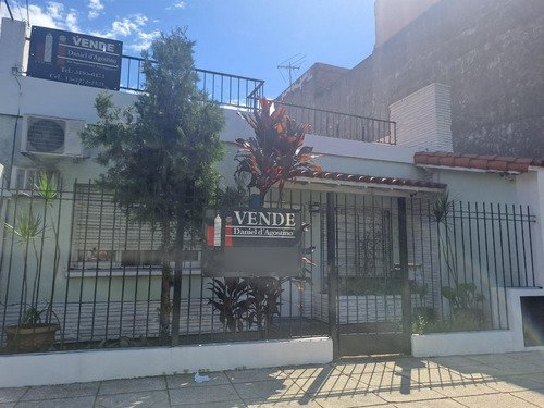 Casa Con Galpones En Venta En Ciudadela - San Roque 2900