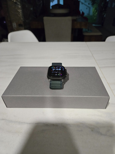 Apple Watch Ultra 2 Gps +celular Titanio 49mm Gris Oscuro Mesh Verde Oscuro Negro (Usado)