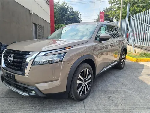 Nissan Pathfinder 3.5 Platinum At