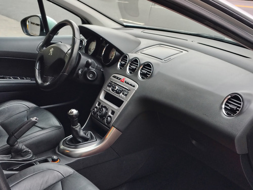 Peugeot 408 2.0 Feline 143cv
