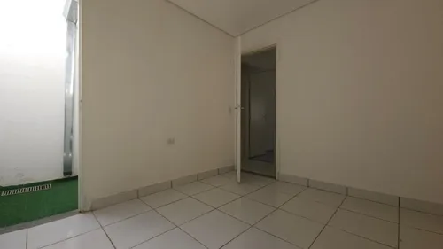 Casa Recém Reformada Com 3 Dormitórios Em Marília!