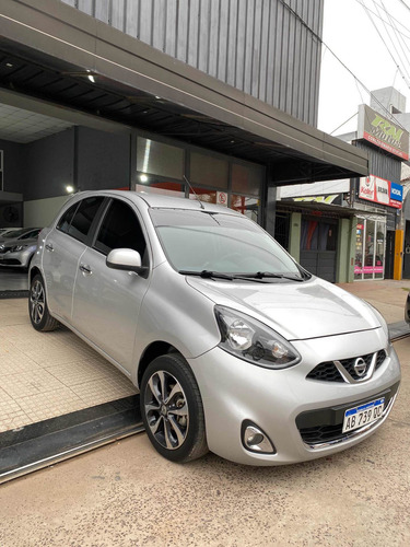 Imagen 2 de 8 de Nissan March 2017 1.6 Advance Media Tech 107cv