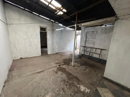 Local Comercial En Excelente Ubicacion