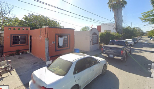 Casa En Fracc Huizache 219, Alberos, Cadereyta Jiménez/ Recuperación Bancaria- Sh05