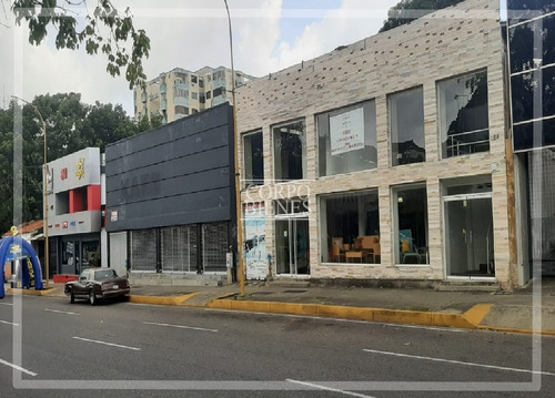 Local Comercial El Viñedo 718m2  