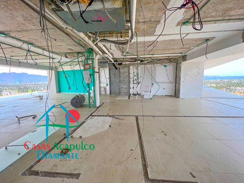 Cad Velera H9. Oportunidad Por Otis. Depa De Playa Para Restaurar