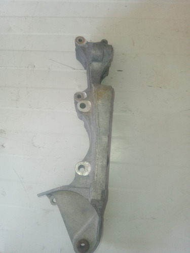 Base De Alternador Y Compresor Vw Jetta A4 2.0l 1999-2009 (Usado)