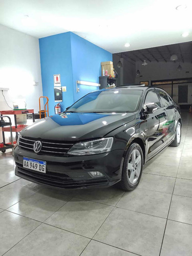 Volkswagen Vento 2.5 Advance Plus 170cv