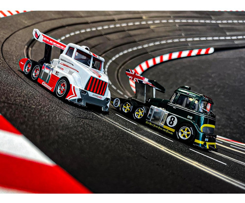 Carrera Racetruck Cabover Verde No.8 1:32 Digital Slot