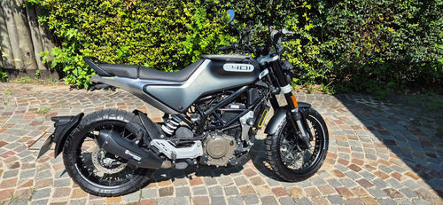 Husqvarna Svartpilen 401 Unico Dueño