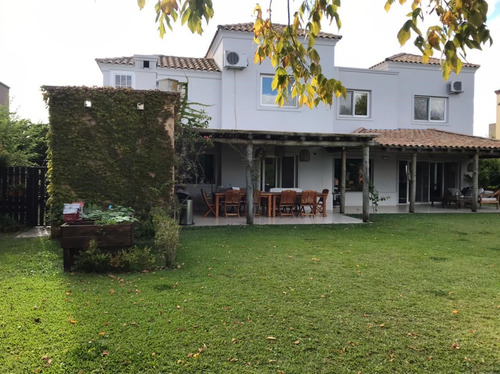 Casa  En Alquiler En Talar Del Lago 2, General Pacheco, Tigre