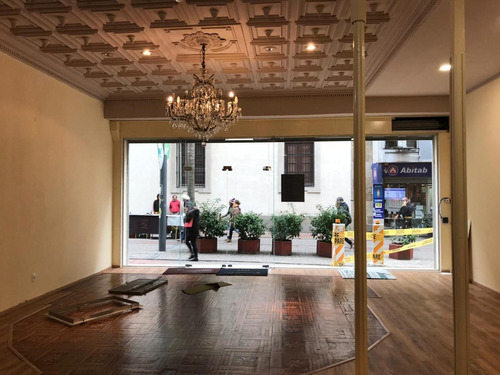 Gran Local Sobre Peatonal Sarandí