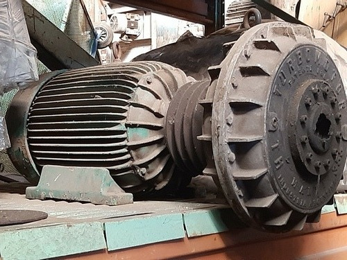 Motor Trifásico Siemens Con Turbo Embrague 30 Cv 1500 Rpm (Usado)