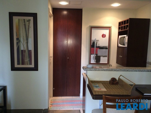 Imagem 2 de 14 de Flat - Jardim Europa - Sp - 399218