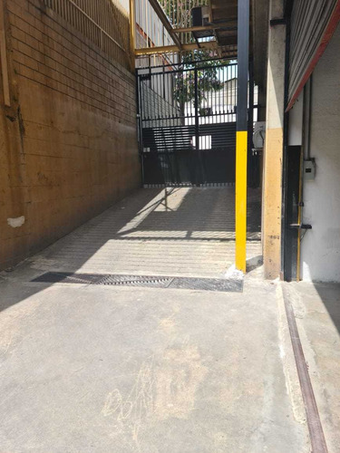 Imagen 2 de 24 de Vendo Edificio 7271m2 Boleita Norte 9548