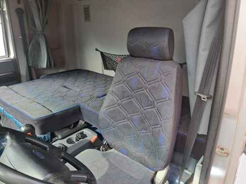 Cargo 2429 E 6x2 Turbo Câmara Fria