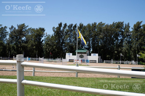 Imagen 17 de 27 de Venta De Lote Sobre Golf En El Barrio La Avenida En Abril Club De Campo