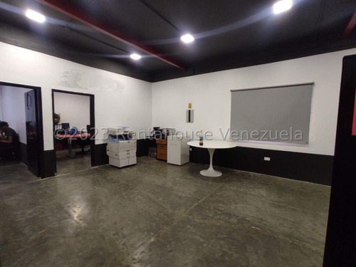 Galpón En Alquiler Comercial Industrial Almacén Bodega Excelente Zona Fácil Acceso Cuenta Con Amplias Bodegas Para Almacenamiento Nela 23-32296