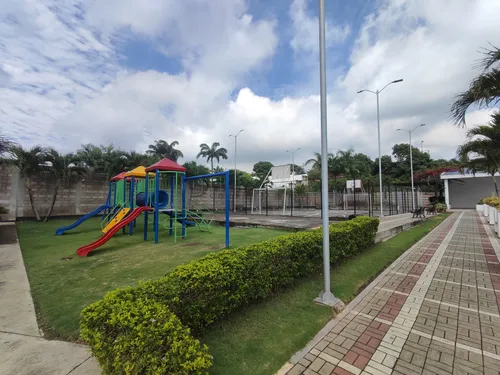 Apartamento En Arriendo En La Floresta. Cod A30679