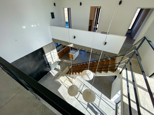 Imagen 3 de 30 de Venta Casa 6 Amb. Piscina El Cantón Barrio Golf!