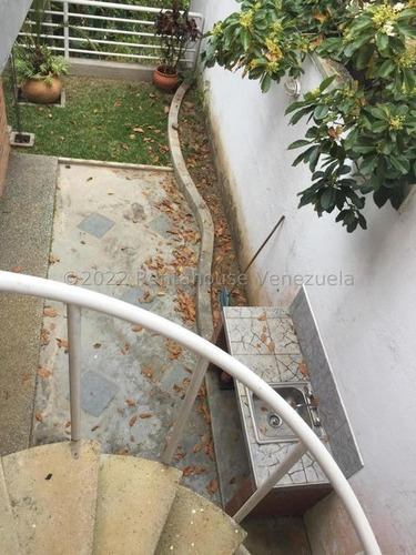 Imagen 14 de 16 de Casa Colinas Del Tamanaco 22-17284-y Ymanol Elizalde 04143227631