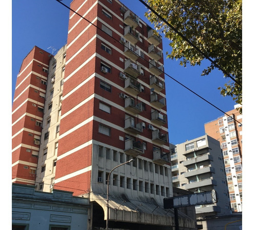 Oficina En Quilmes Centro.  H Yrigoyen Casi Garibaldi. Edificio Romero