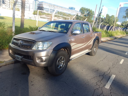 Toyota Hilux 3.0 SR 4x2 Doble Cab